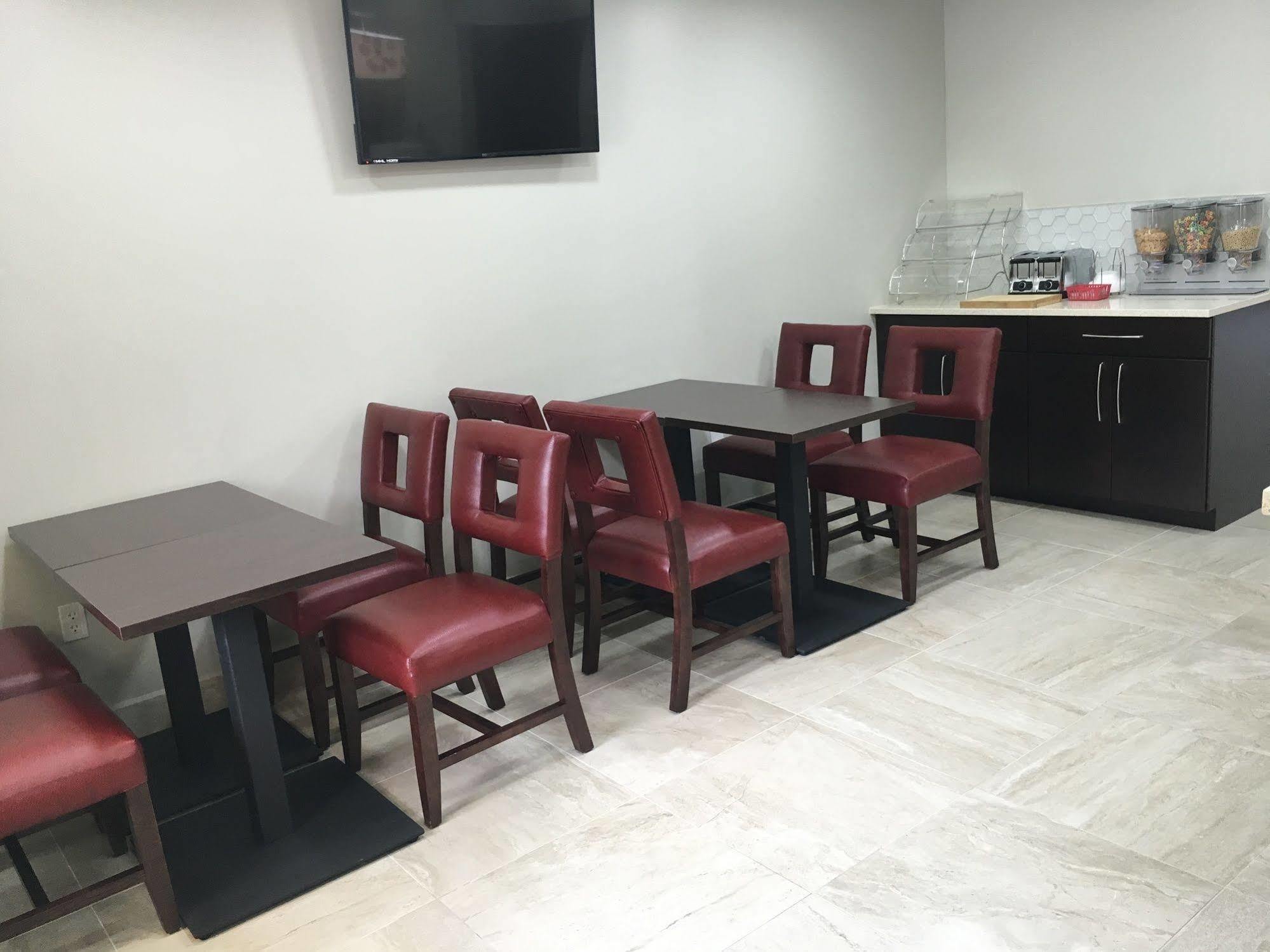 Red Roof Inn Plus+ Birmingham East - Irondale/Airport Εξωτερικό φωτογραφία